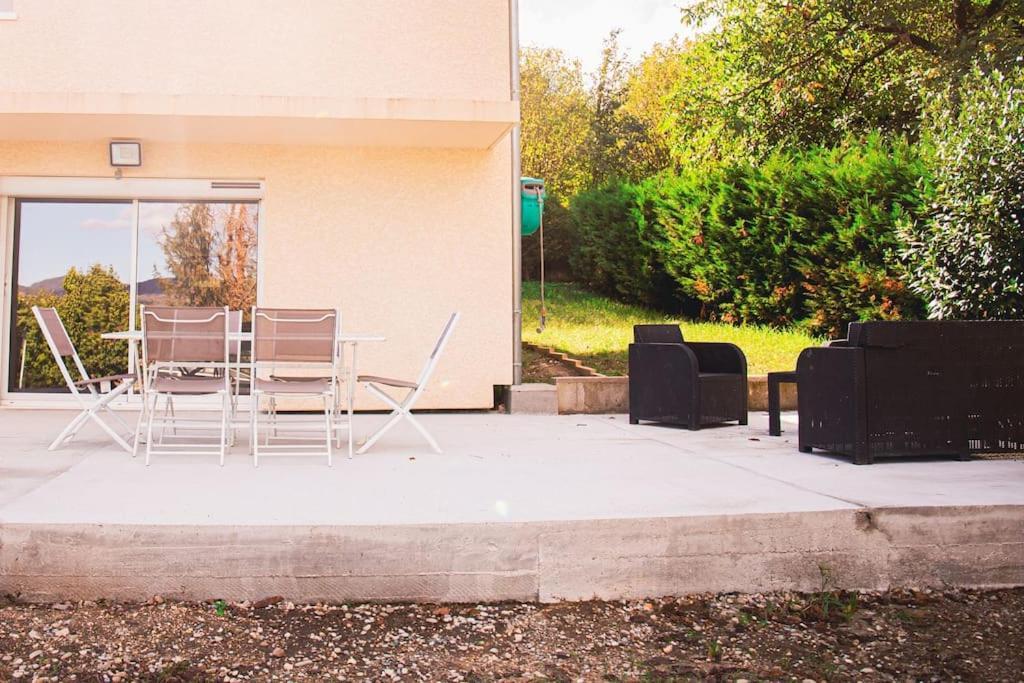 Ferienwohnung Dependance Chaleureuse Et Calme Champagneux Exterior foto